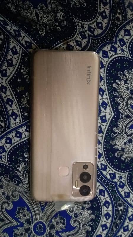 infinix hot 12 play condition 10/10 mobile box damage little but 1