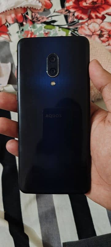 Aquos Zero 2 Condition 10/10 Non Pta 1