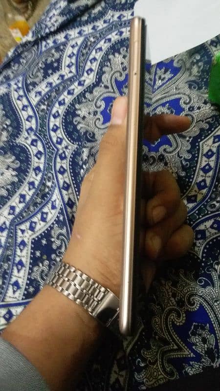 infinix hot 12 play condition 10/10 mobile box damage little but 5