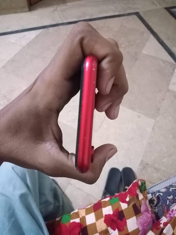 I phone xr 64gb ha condition pic ma dak lo 0