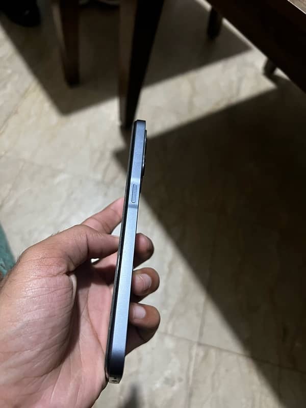 Realme C35 1