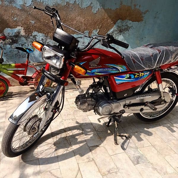 Honda CD 70 2024  model Serail 10 2