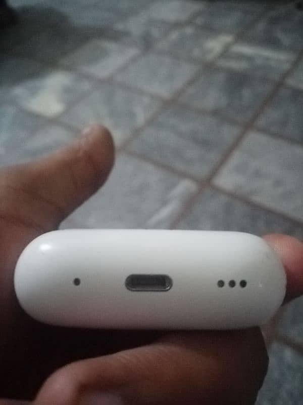 Air pods pro  2nd gen 4