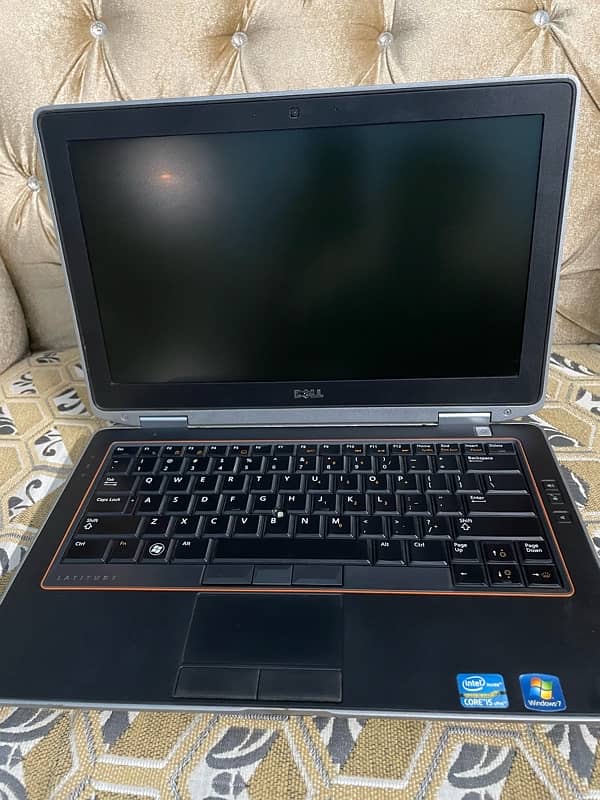 Dell Laptop 4