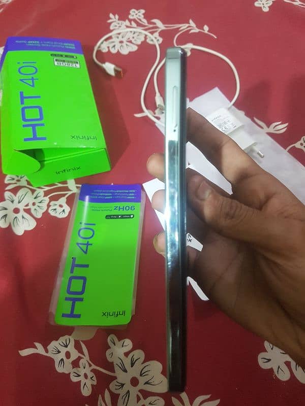 infinix hot 40i 3