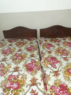 2 single bed with metres