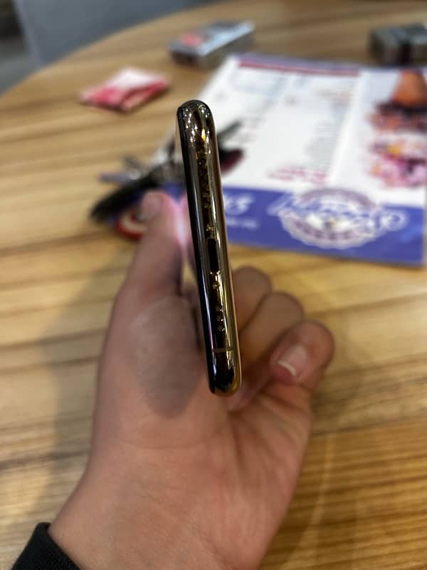 iPhone XS non pta 6