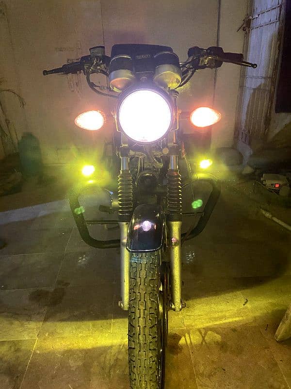 Suzuki gs150 10