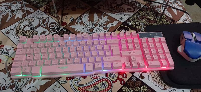 Hornet Original Keybord Urgent for Sale| Keyboard| 7