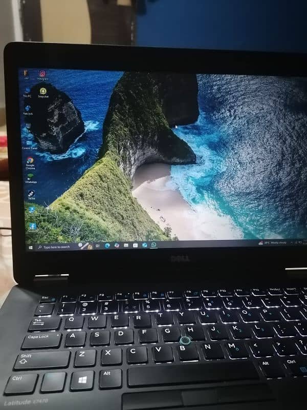 dell latitude E7470 0