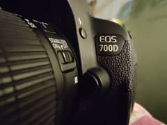 Canon 700d DSLR CAMERA in Mint Condition