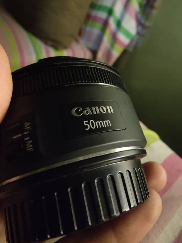Canon 700d DSLR CAMERA in Mint Condition 5