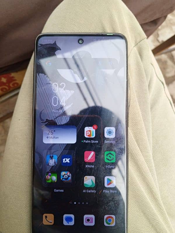 infinex note 11 pro  condition 10/9 just finger work nahi karta 0