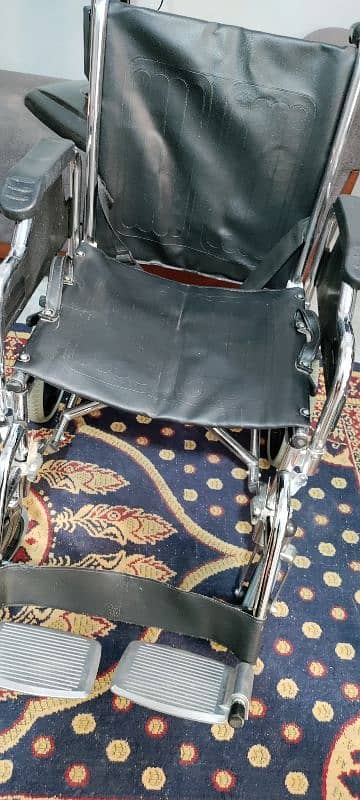 Wheel chair with great quality 4