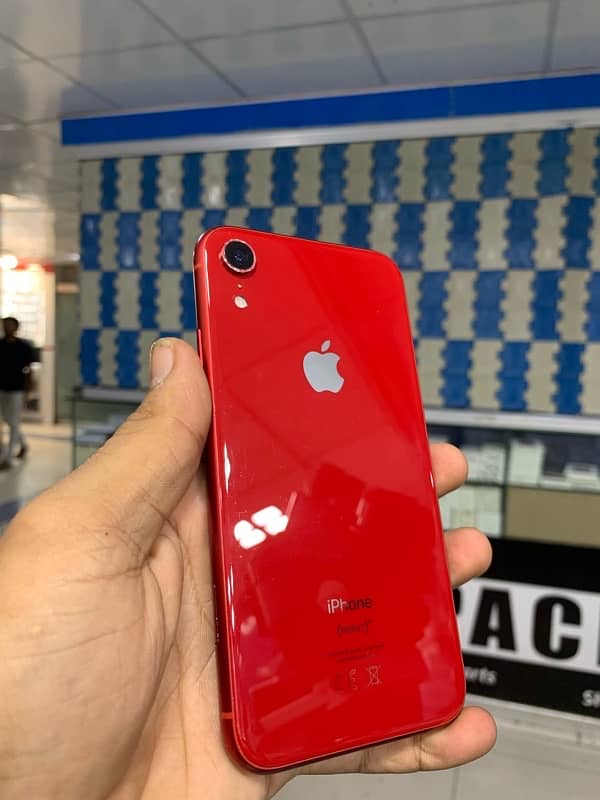 Iphone XR 64 GB PTA APPROVED 0