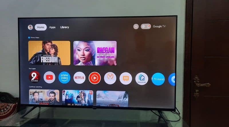 "Slightly Used Haier K800 LED TV - Like New at a Great Price!" 1