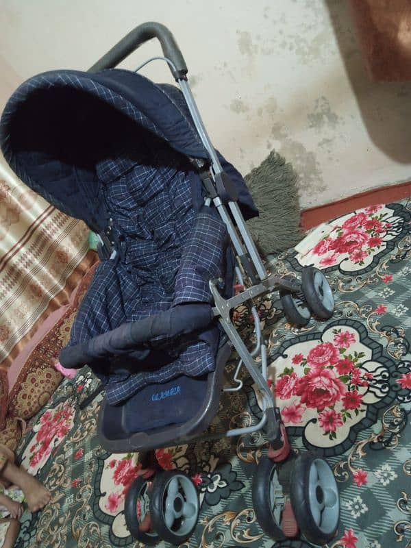 baby prams nice condition 4