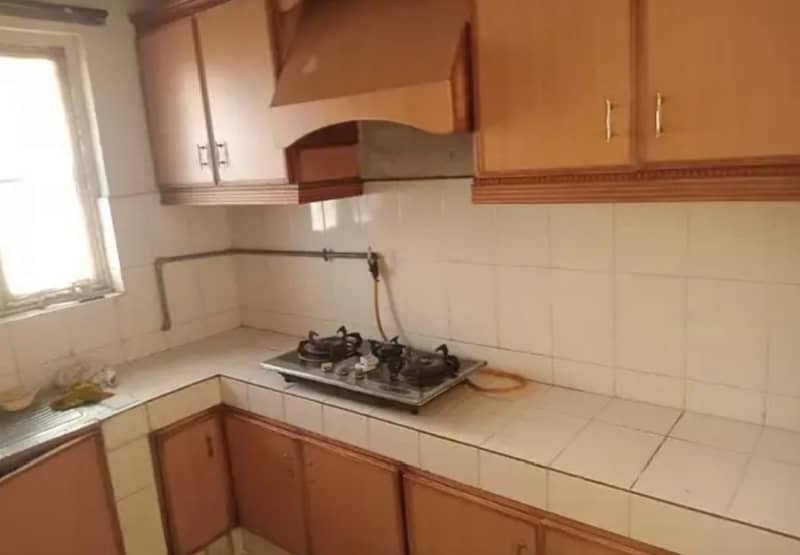 G-11/4 E-Type First Floor Flat For Rent 2