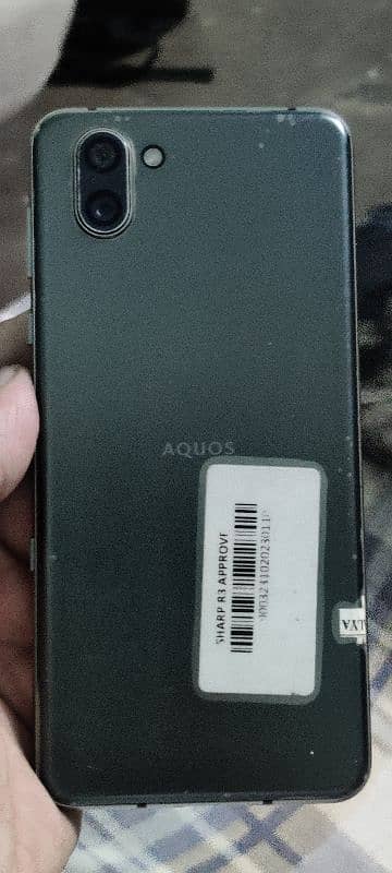 sharp aquas r3 official PTA approved 6gb ram/128 gb 3