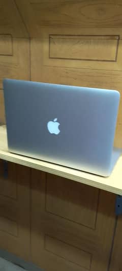 apple Mac book pro 2012