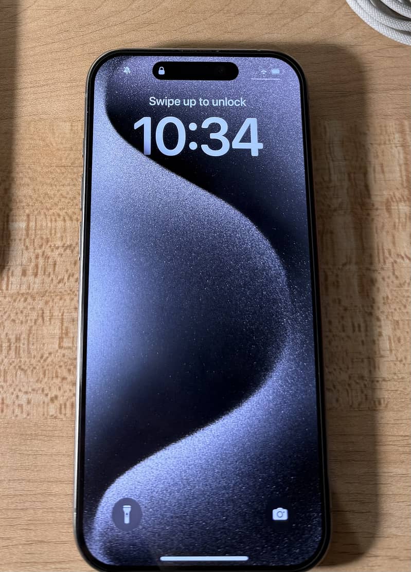 iPhone 15 Pro - Natural Titanium 0