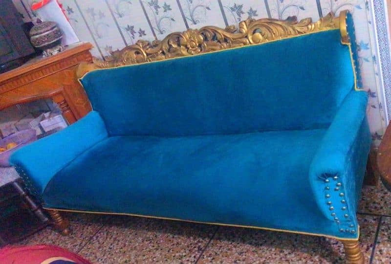 5 Seater sofa 1