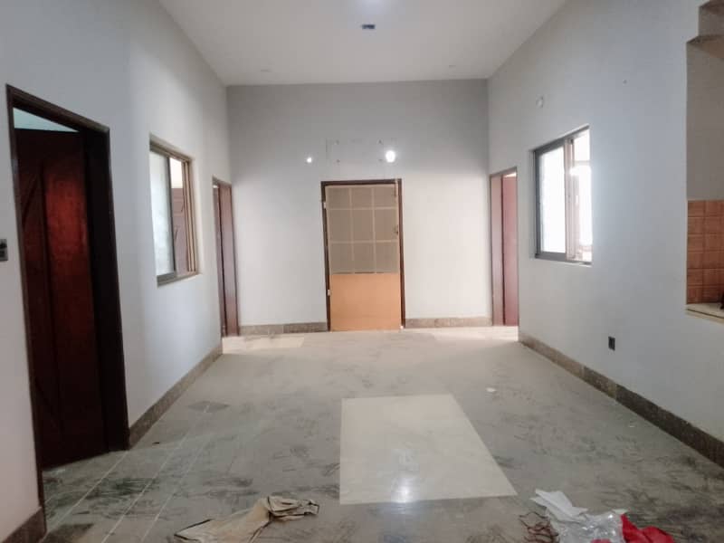 3 bed lounge 1st floor portion for rent 16