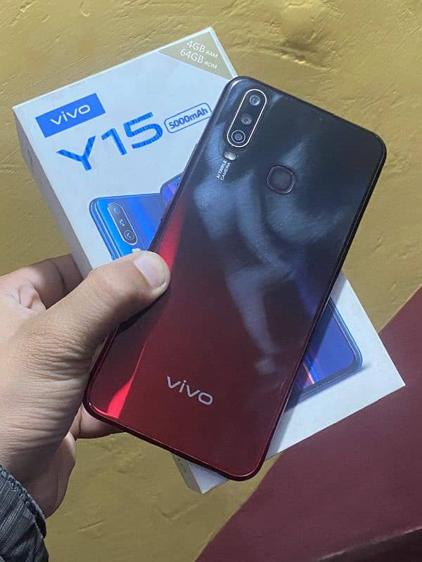 vivo y15 4/64gb 0