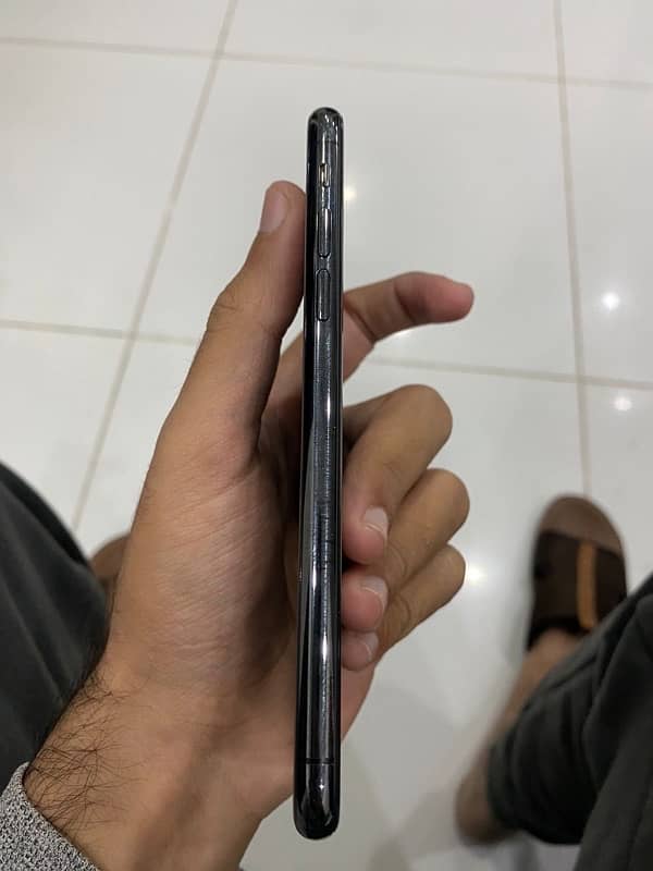 iphone XS PTA 2