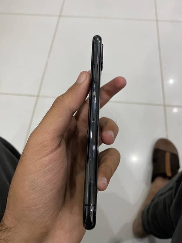 iphone XS PTA 4