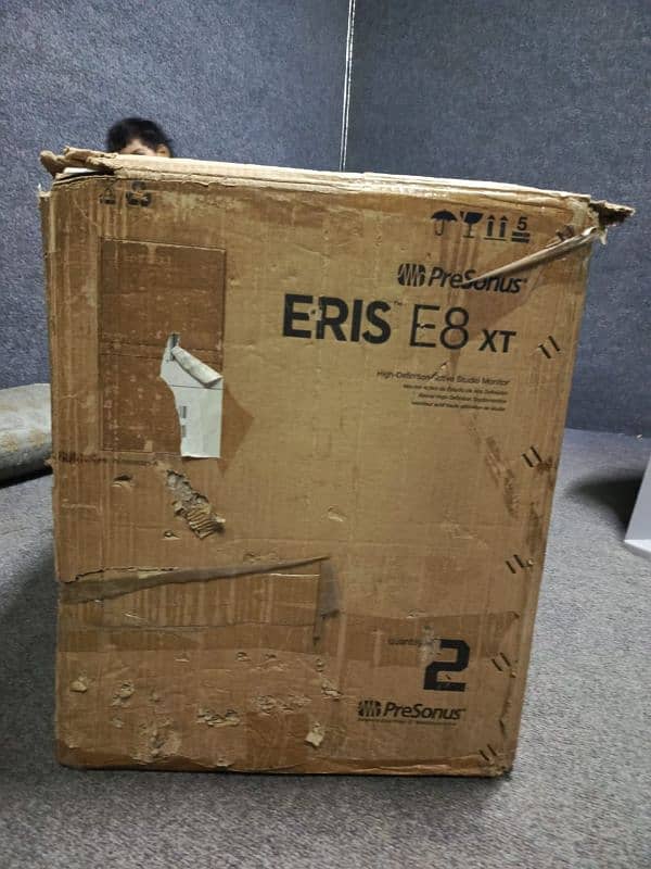 PreSonus Eris E8 XT 2-Way Active Near Field Studio Monitor 1