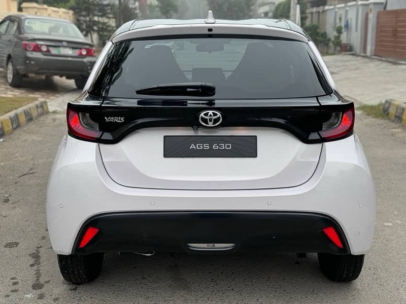 Toyota Yaris 2020 Hatchback Full Optional 2