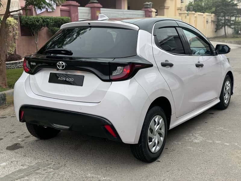 Toyota Yaris 2020 Hatchback Full Optional 3