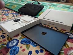 Macbook Air M2 2022 urgent sale