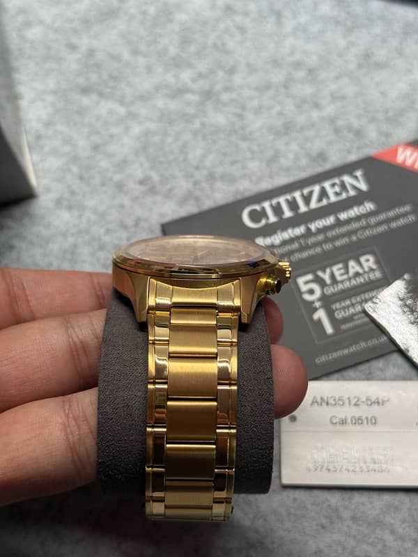 Citizen Men Classic Watch Gold 4