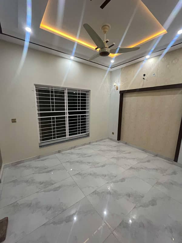 defence raya 5 Marla Brand New Luxury House Available for Rent in Bahria Town Lahore 2