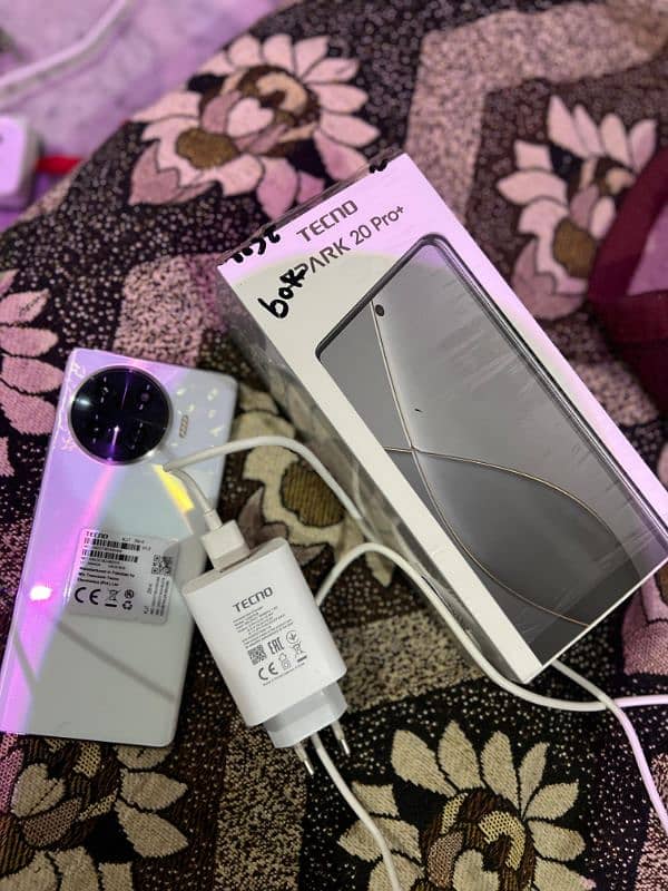 Tecno spark 20 pro plus 6