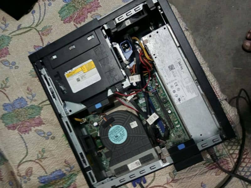 Dell computer i3 4