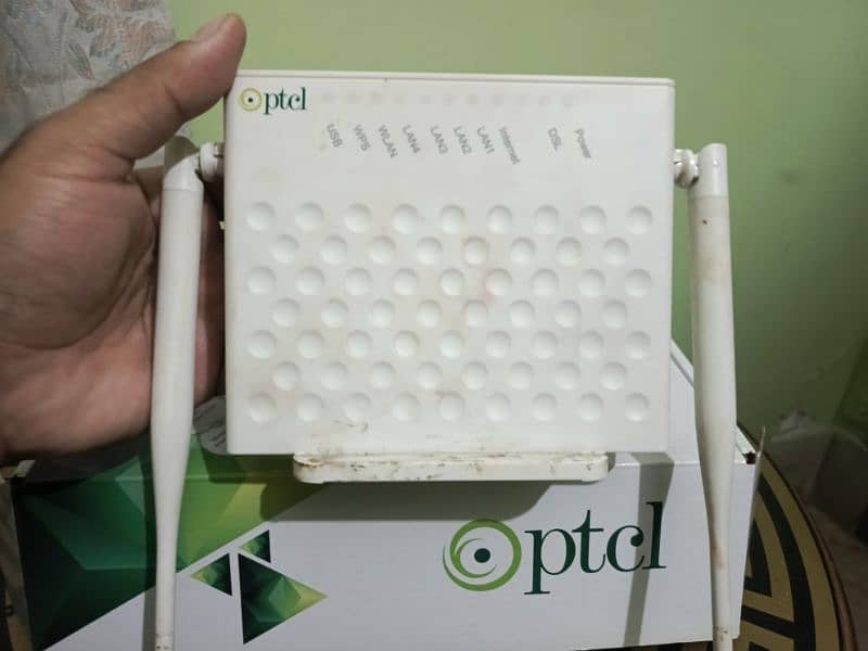 PTCL Router/Modem Wireless 300 VDSL2 0