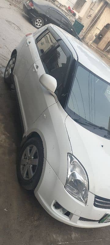 Suzuki Swift 2012 4