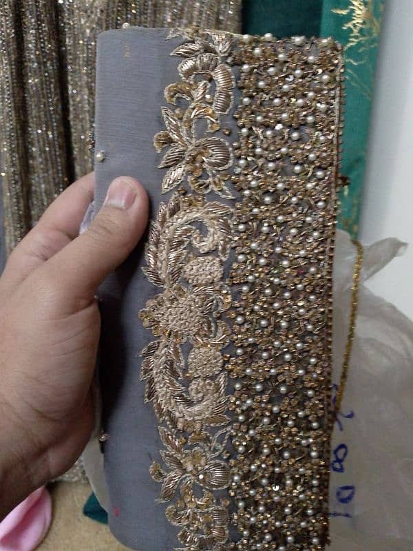 havyy bridal maxi 95000 ka banwaya tha 2