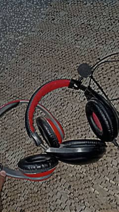 2 headphone