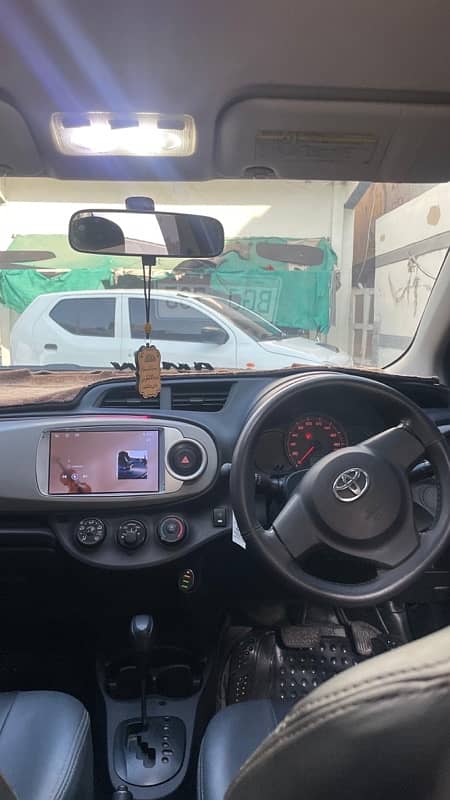 Toyota Vitz 2016 3