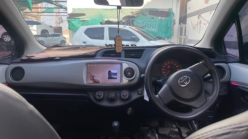 Toyota Vitz 2016 7