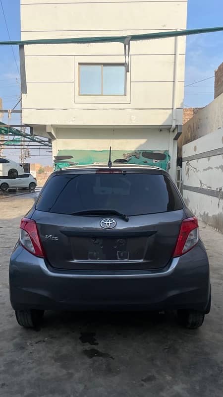 Toyota Vitz 2016 9