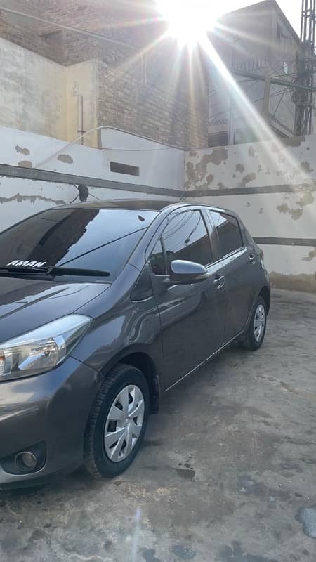 Toyota Vitz 2016 16