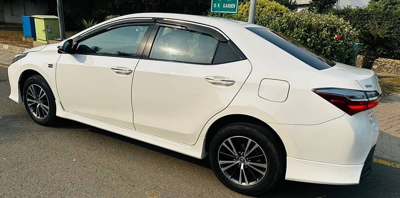 Toyota Corolla Altis 1.6 X limited edition 2022 3