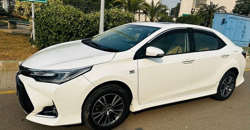 Toyota Corolla Altis 1.6 X limited edition 2022 5