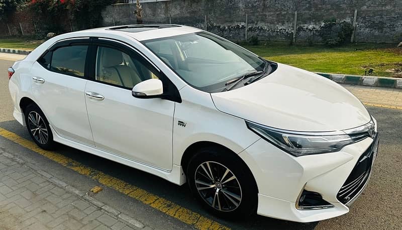 Toyota Corolla Altis 1.6 X limited edition 2022 6