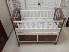 BABY COT